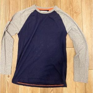 Super dry men’s long sleeve medium
